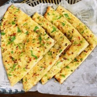 Chilli Garlic Naan